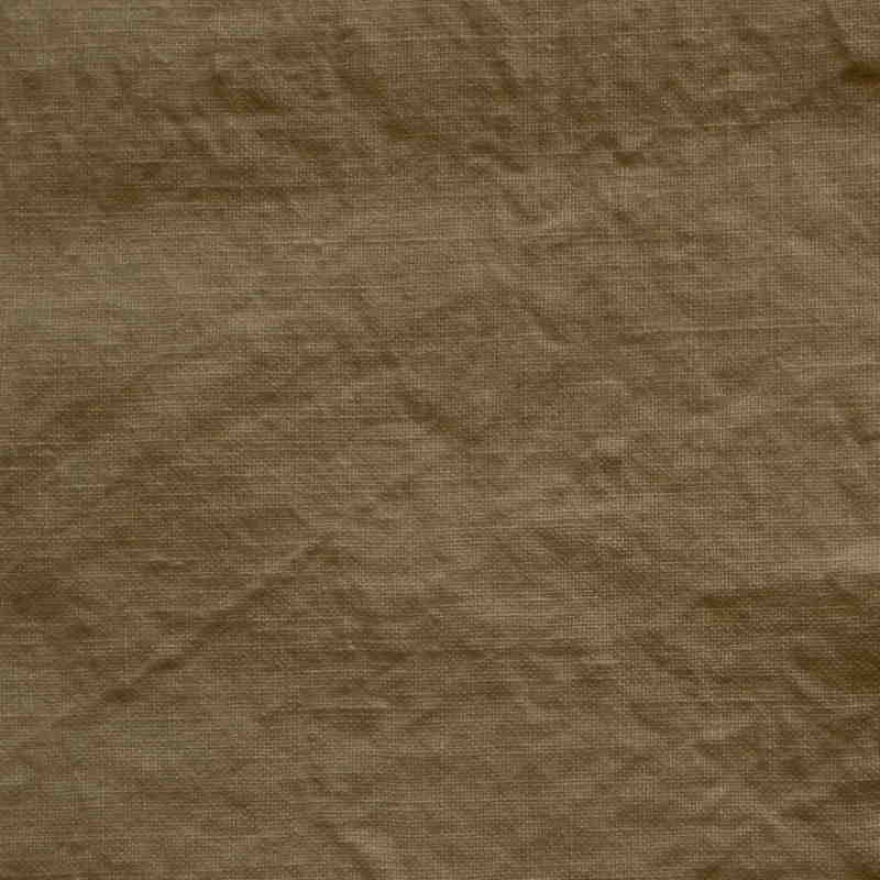 des couleurs à table jaune vert bleu blanc noir orange