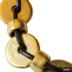 Bracelet en argent, pierres et lanière en tissu. 3 couleurs disponibles