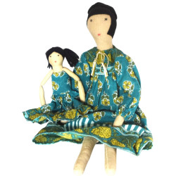 Poupées en tissus recyclés