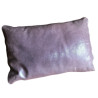 Coussin dessus cuir