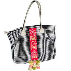 Sac de voyage en laine brodée