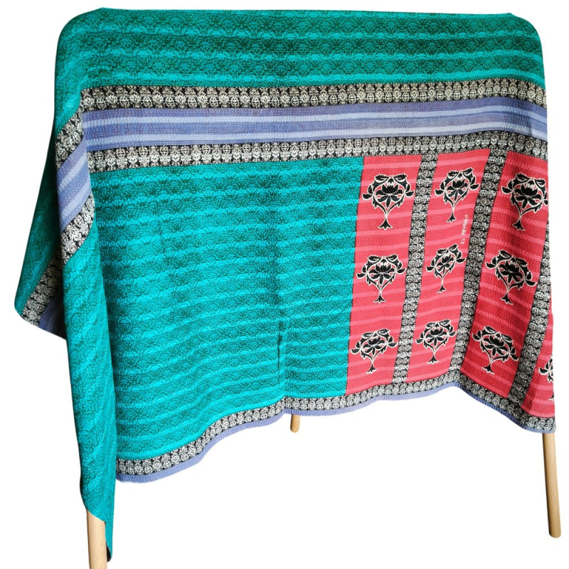 Réversible, doux et lumineux, une touche élégante et intemporelle